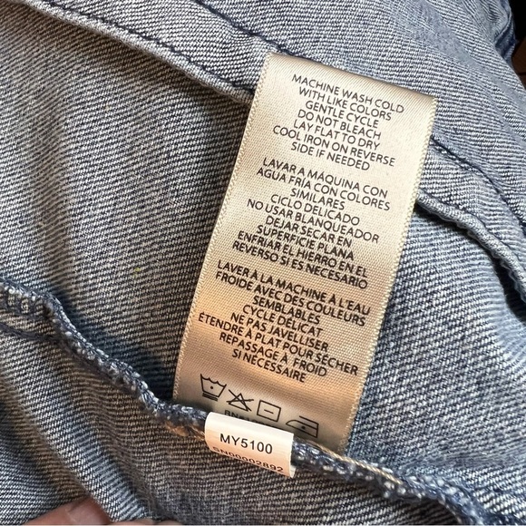 Seven7 Women's Blue Large Denim Jacket with Floral Embroidery - Picture 4 of 8